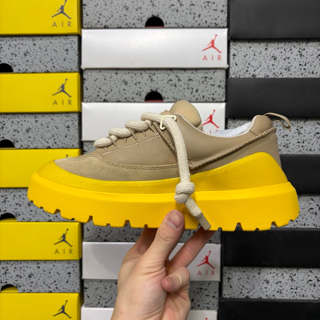 UGG Tazz Platform Sneaker – Women’s Wool-Lined Lace-Up in Cream with Yellow Sole