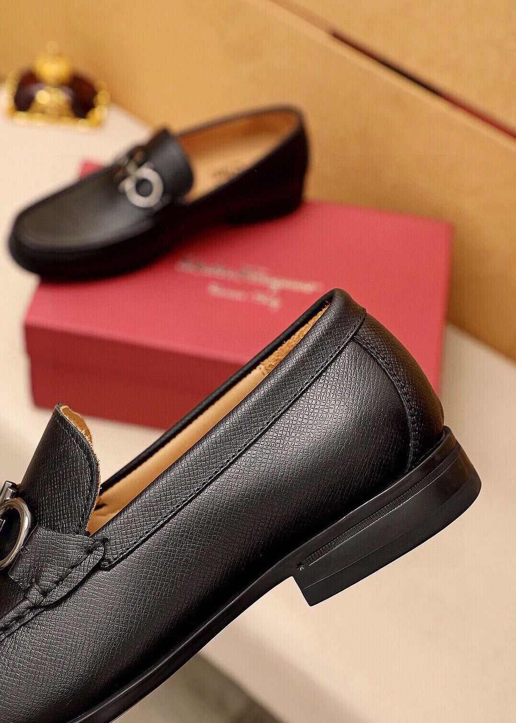Ferragamo Black Metal-Bit Loafers - Leather Lining