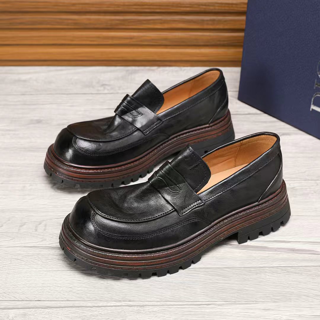 Dior Leather Moc-Toe Loafers - Leather Upper And Lining