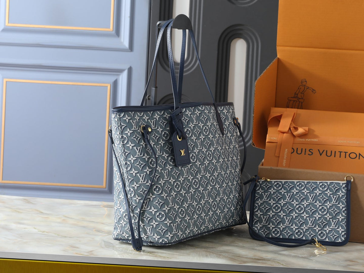 Louis Vuitton Neverfull MM Blue-Gray Tote Bag
